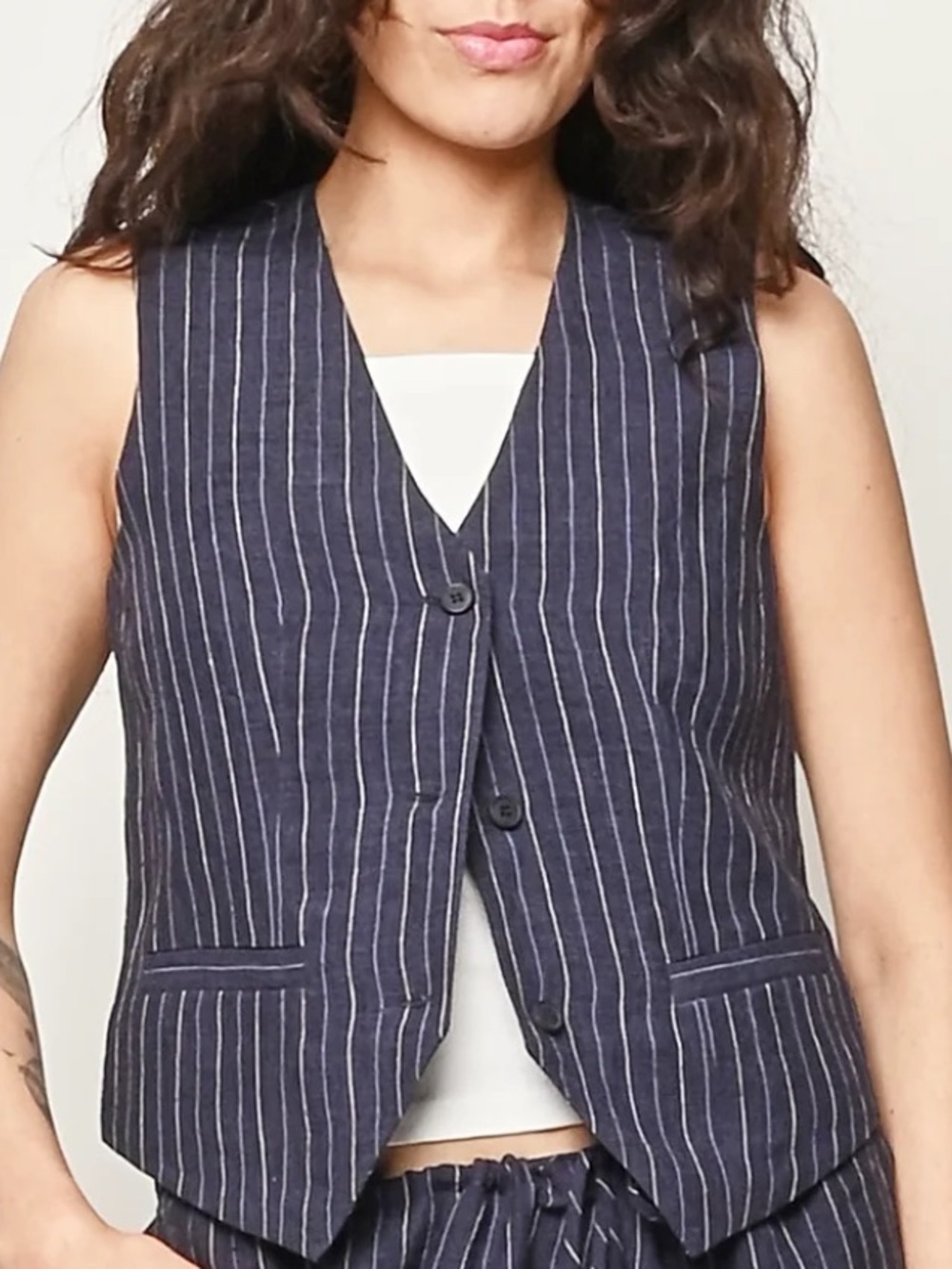 Ellen Tracy NWT LINED pinstripe button-front V-neck welt pockets sleeved Vest